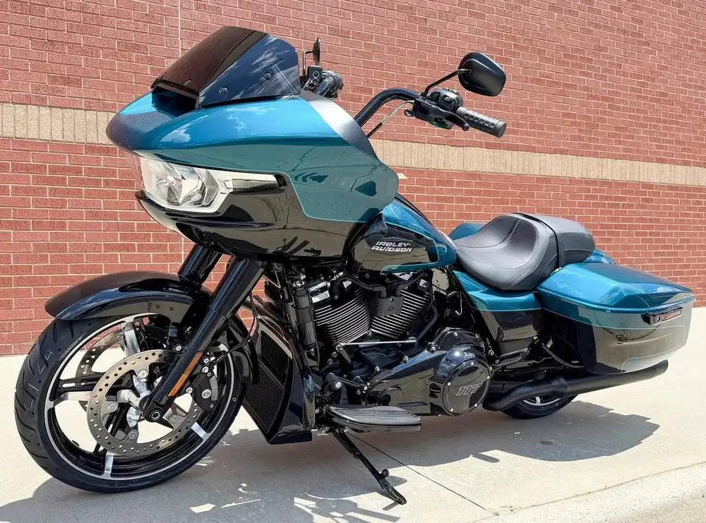 harley davidson ROAD GLIDE 2026 Teal Thunder