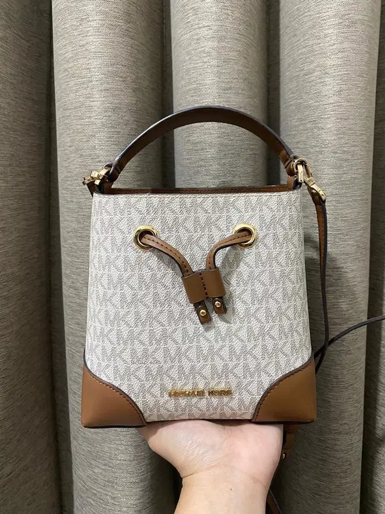Michael Kors Bucket Ori