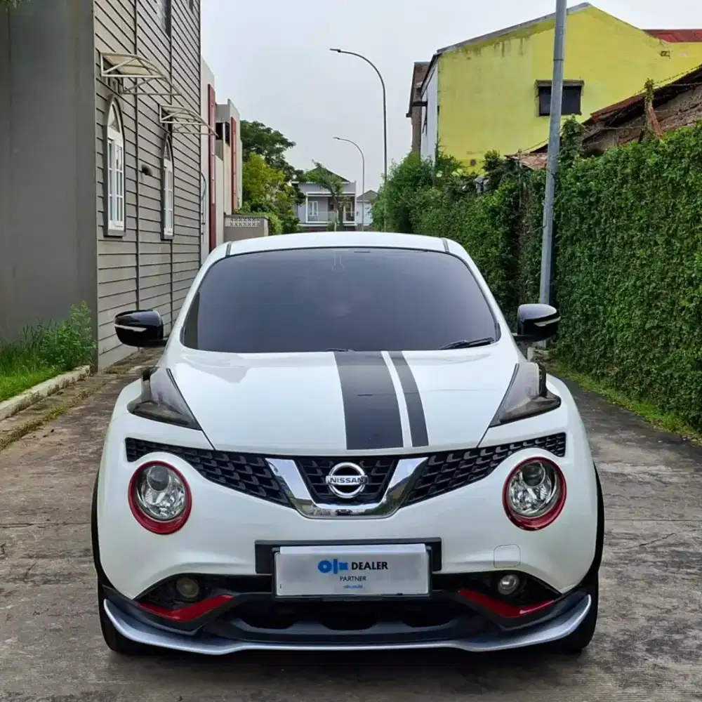 2015 NEW NISSAN JUKE REVOLT RX CVT MATIC RED INTERIOR ORIGINAL!