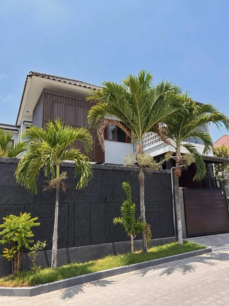 Di jual rumah siap huni Hook di area Denpasar Utara