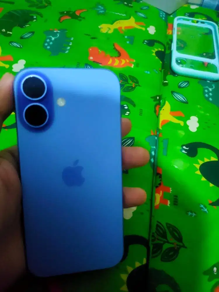 Jual Iphone 16 ultramarine ex blibli fullset