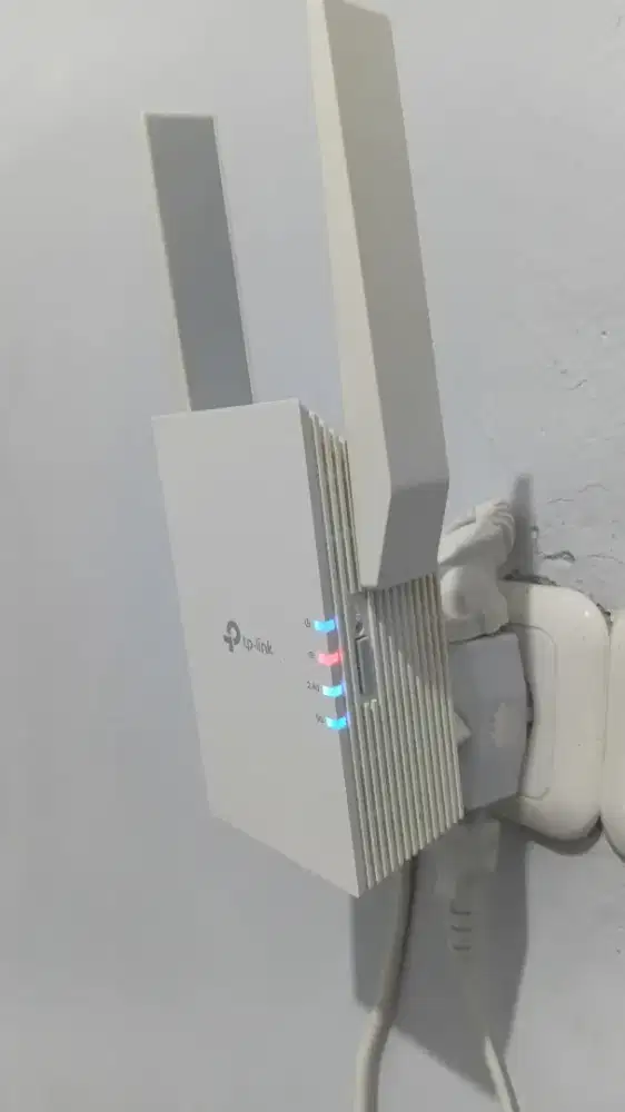 TP Link Wifi Extender RE705X