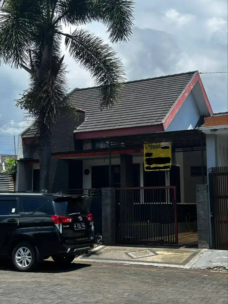 DIJUAL: RUMAH CANTIK HALAMAN LUAS DI TIRTASANI PROGRESS SHM