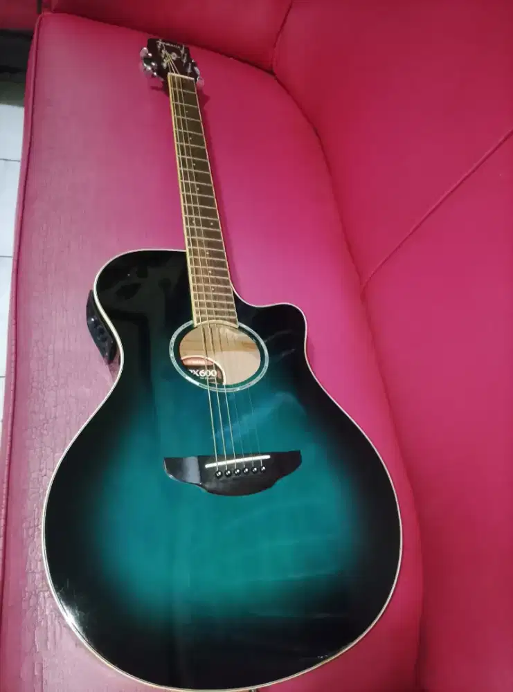 Gitar Yamaha apx 600 ori