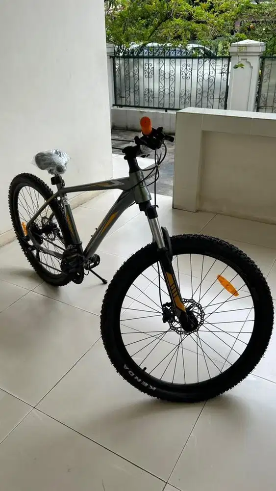 Sepeda MTB 27.5 United Detroit 2.1 Alloy Hidrolik Mountain Bike BARU