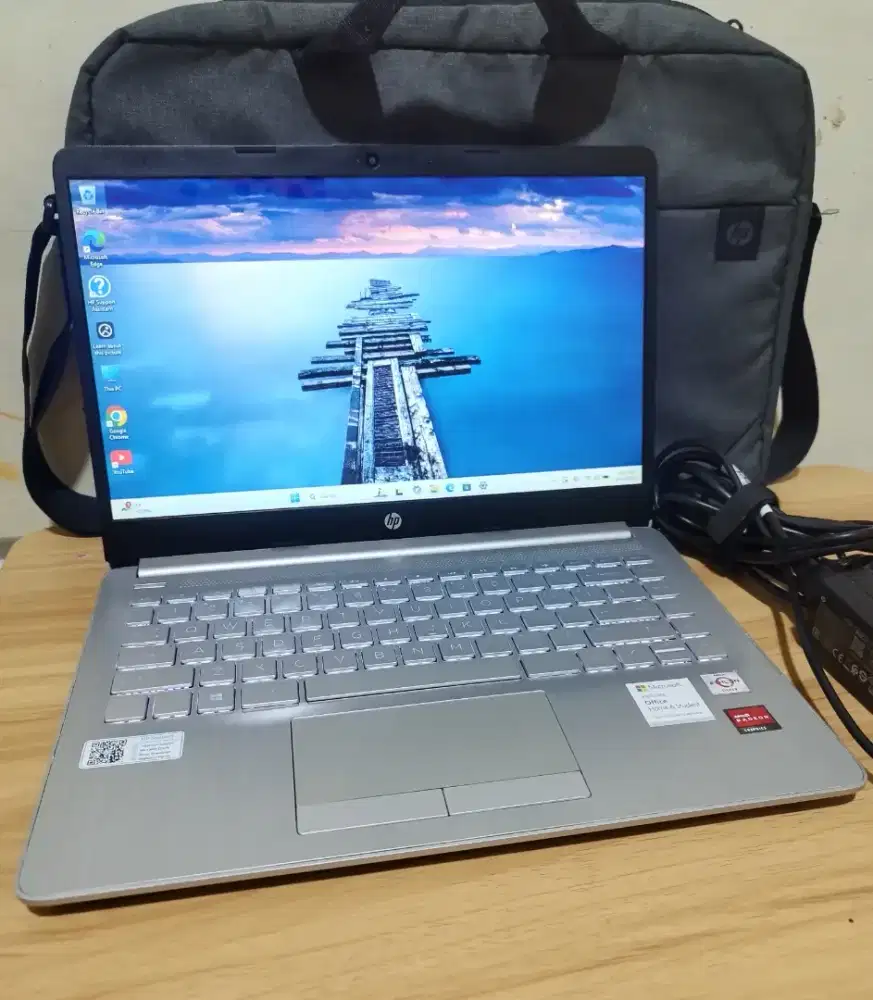 Laptop second Hp 14s Dk1xxx normal siap pakai