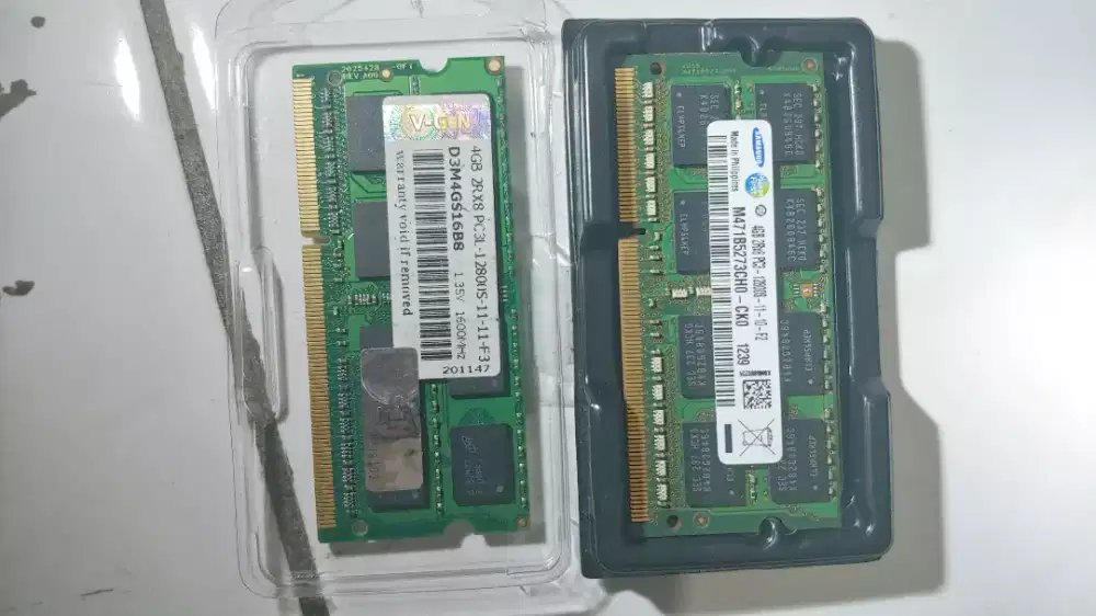 2 Ram mem ddr3 @4gb PC 12800 (2 keping)