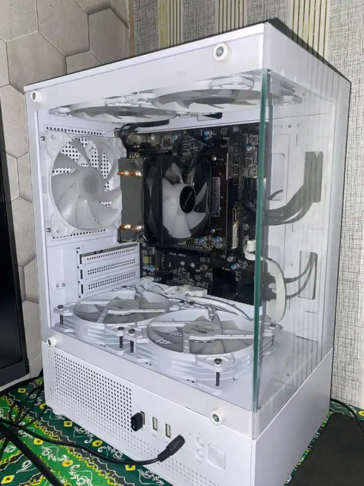 Dijual PC komputer Ryzen 7 5700G