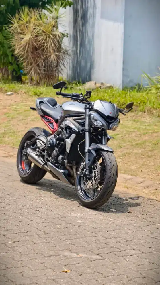 Triumph Street Triple 765RS, rare items, only 2 unit in indonesia, jos