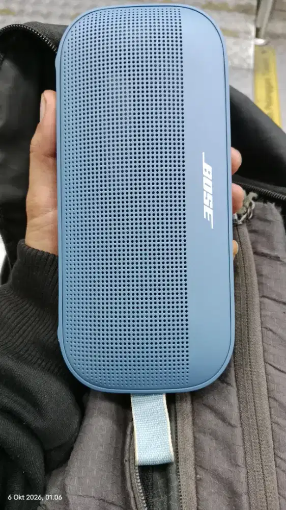 Speaker bluetooth second
Bose Soundlink Flex 2
Original