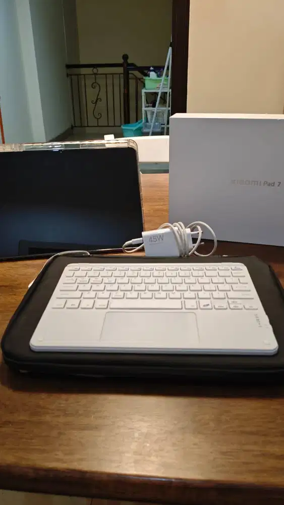 Xiaomi Pad 7 8/256GB Grey Fullset Mulus + Keyboard + Casing + Tas