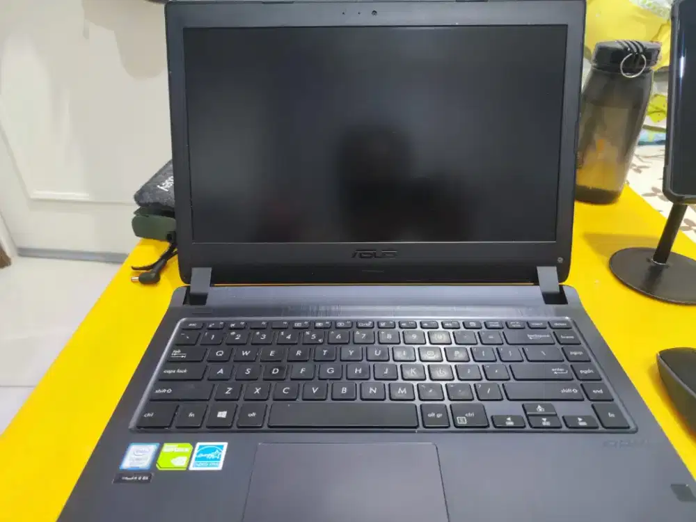 Asus pro slim  double vga