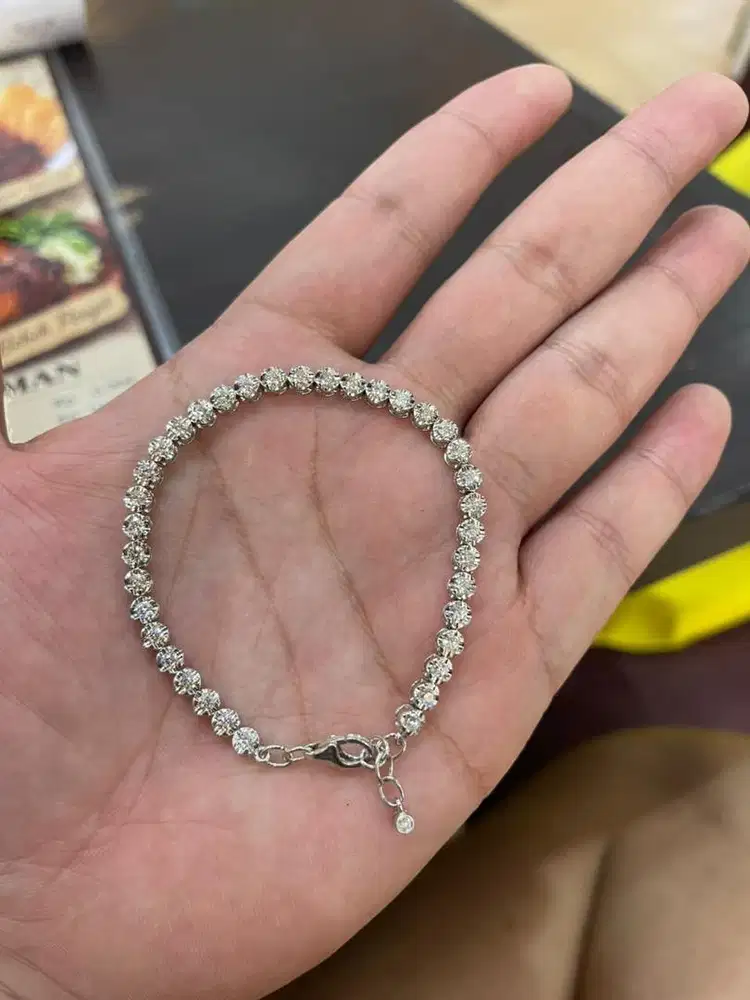 gelang berlian emas