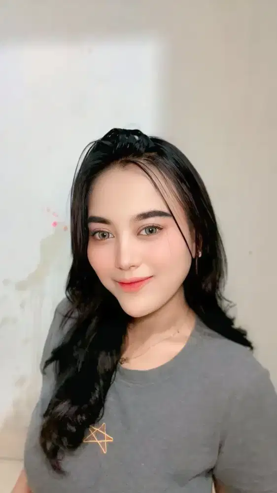 Mencari pekerjaan di bidang spg,waiters, helper cook, salon