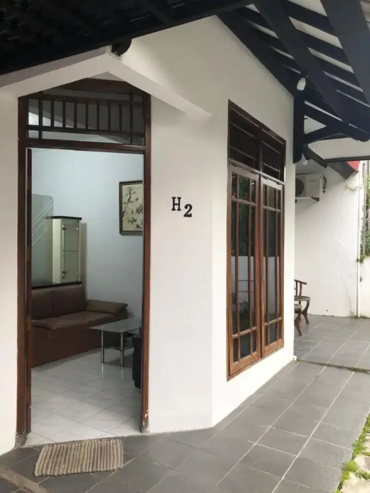 Dikontrakkan Rumah di Vila Aster II / H2