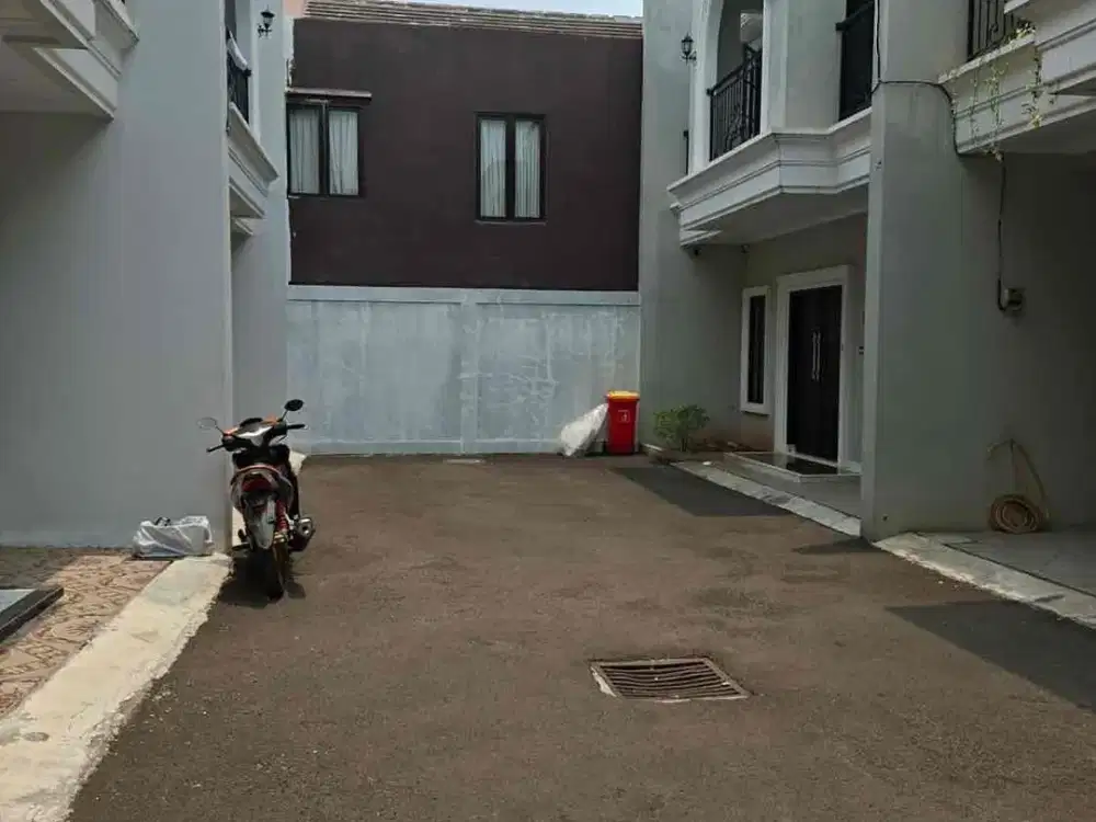 Dijual Rumah di Cluster Kencana Village Kota Jakarta Selatan