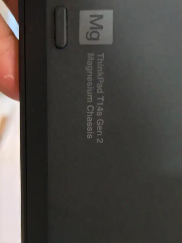 Thinkpad T14S Gen2 16/256 Touchscreen Ryzen