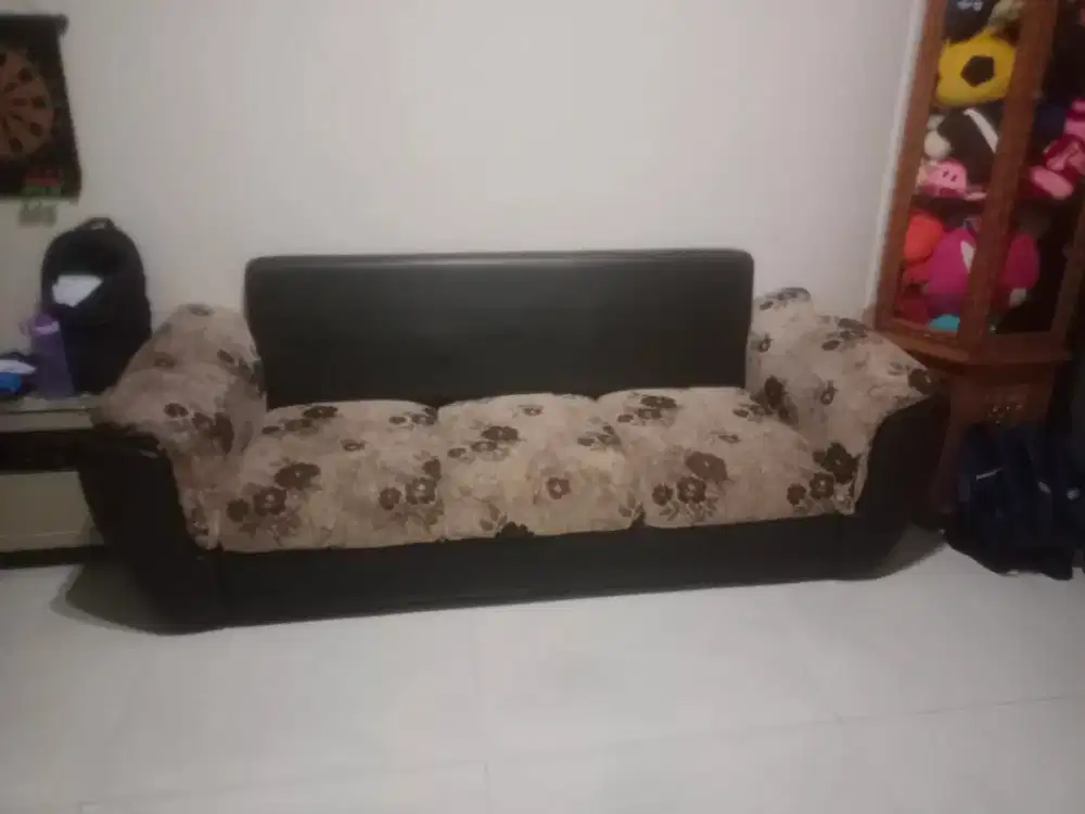 Sofa 3 seater kondisi bagus