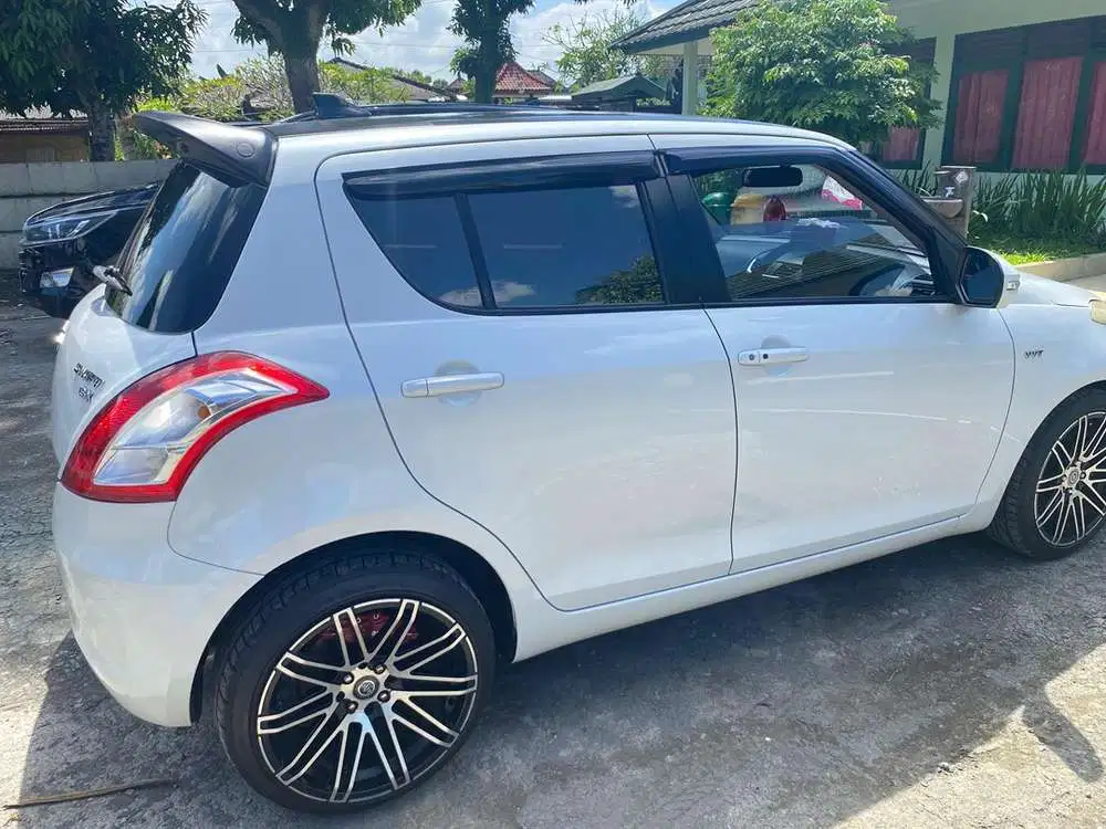 Suzuki Swift 2014 Bensin