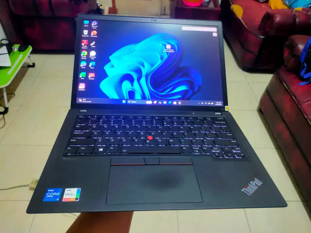 Dijual laptop Lenovo Thinkpad X13 gen 2i Intel i5 gen 11 Ram 16 TOUCH