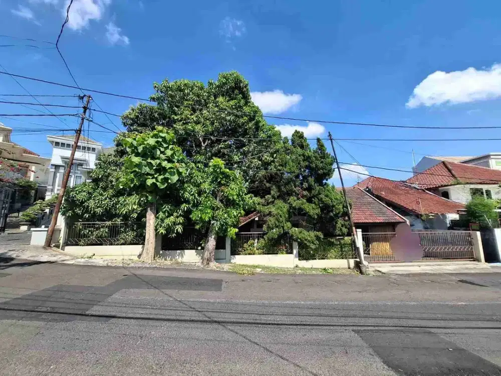 ( ADA VIEW ) RUMAH DI JL SUMBING LEMPONGSARI GAJAHMUNGKUR SEMARANG