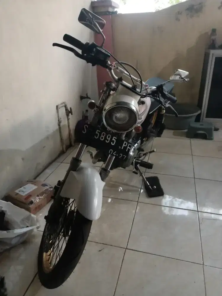 Honda cb basic gl 100 1982