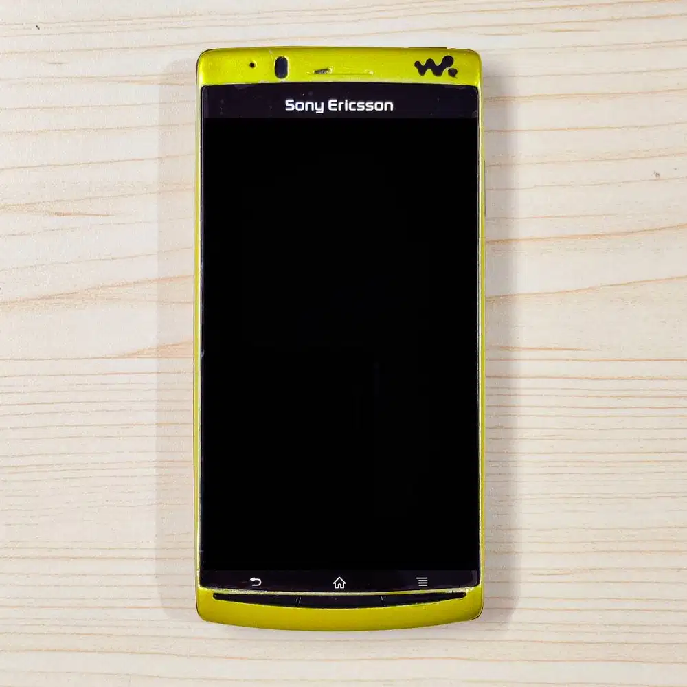 Sony Ericsson Xperia Arc S Lt18i Lime Gold Walkman Edition Super Rare