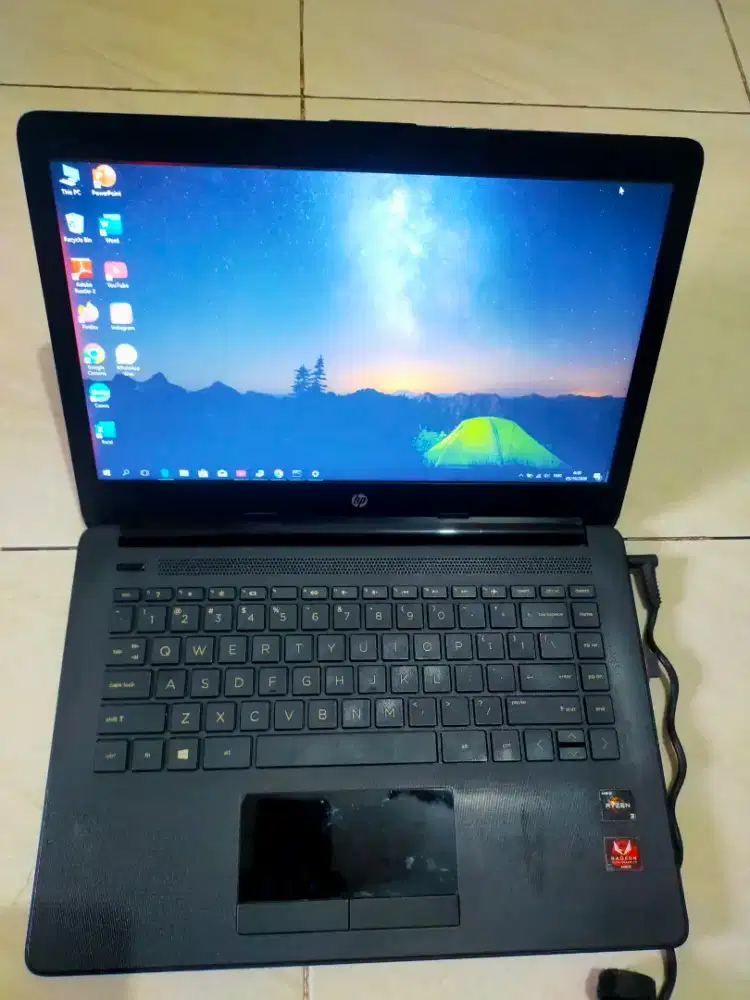 Dijual laptop HP RYZEN 3-2200 Ram 4GB HDD 1TB siap pakai COD bogor