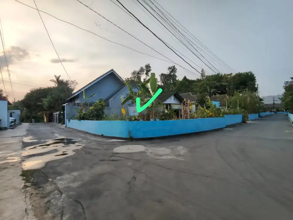 Tanah dekat filosofi kopi di area jalan palagan KM 8 Sleman Yogyakarta