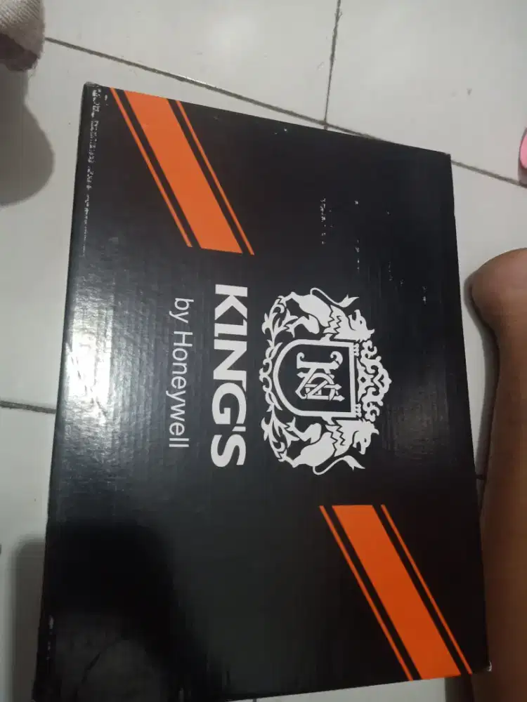 Dijual sepatu Kings