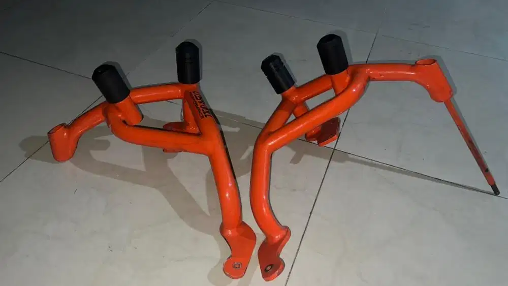 Crashbar KTM 390 / Duke 250 Like New