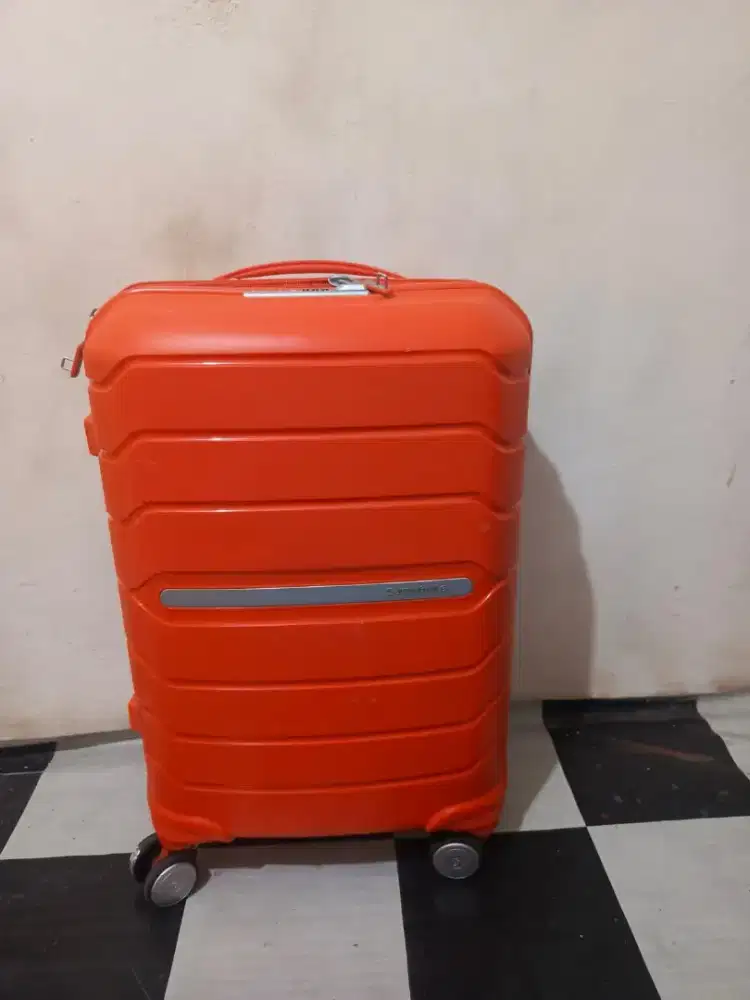 Samsonite Octolite spinner cabin