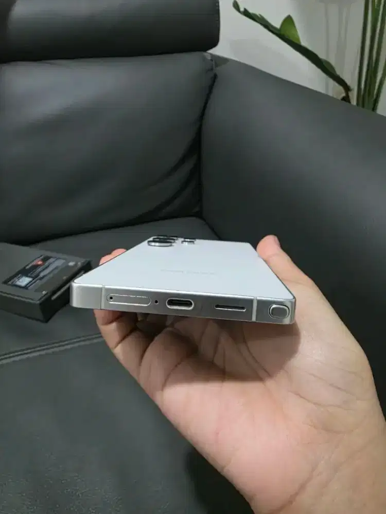 Samsung S 25 Ultra Titanium White