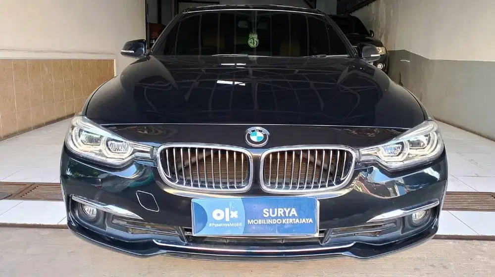 BMW 320i Luxury at 2018 Istimewa Km 54rb#SURYA MOBILINDO