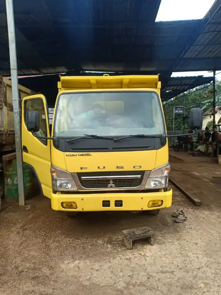 Dijual truk canter 2014