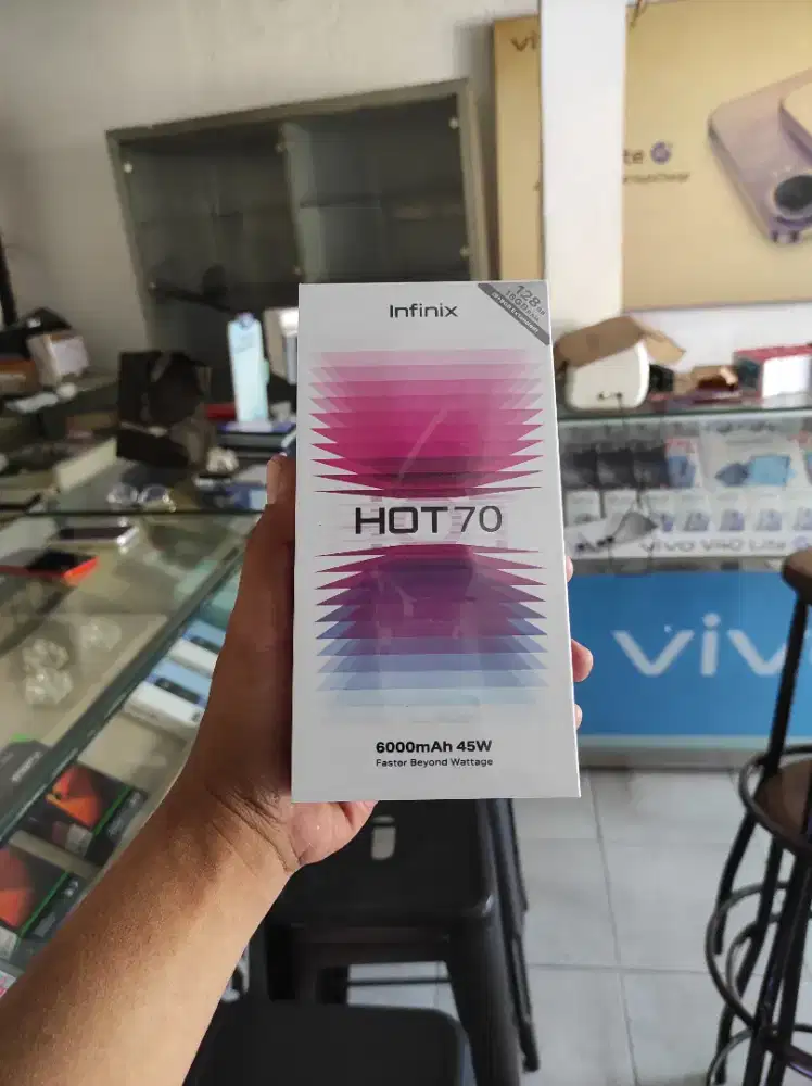 Infinix Hot 70 NFC 8+8/128 Garansi resmi 1thn