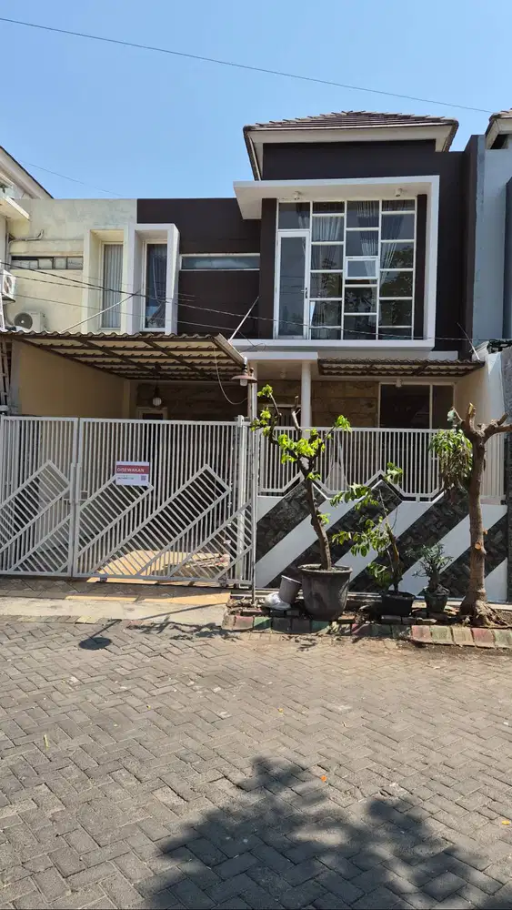 Dikontrakan Rumah! Istana Mentari, 3KT 2 Kamar Mandi, Semi Furnished
