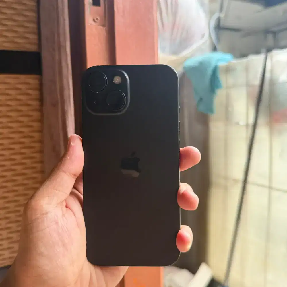 iPhone 15 BASIC 128GB INTER FULLSET ALL OP