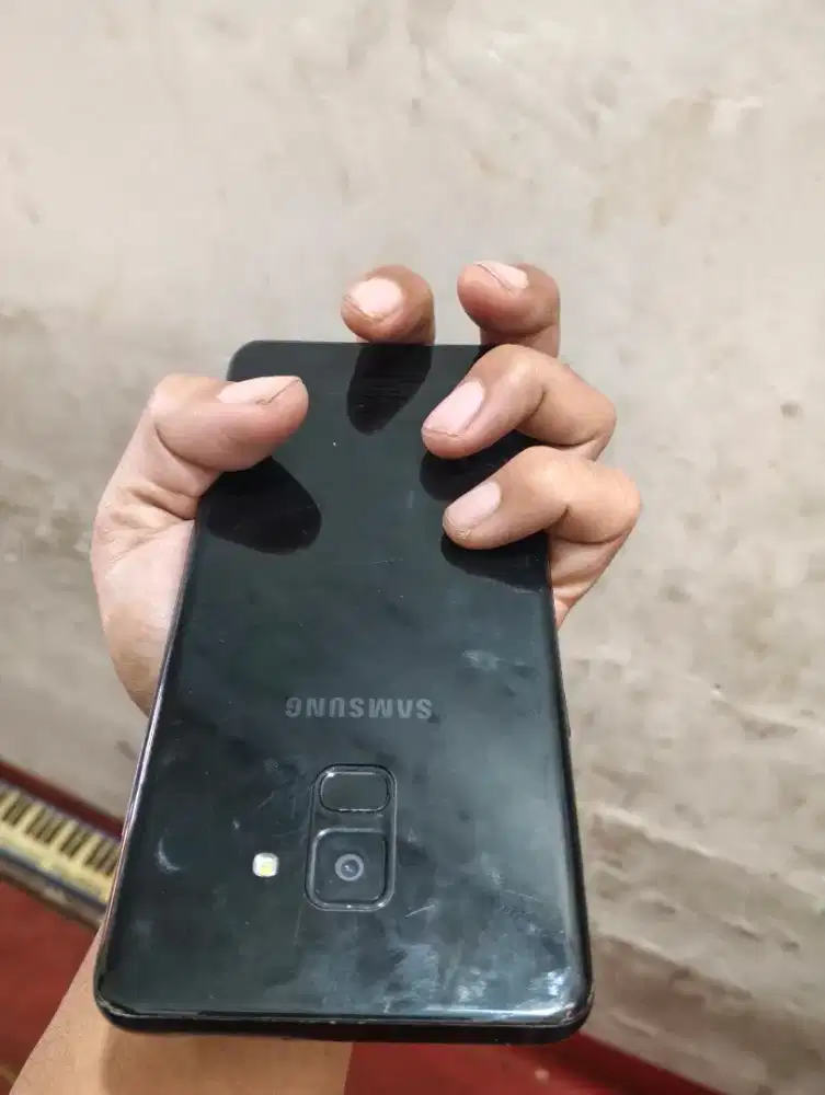 Samsung A8+ ( plus )