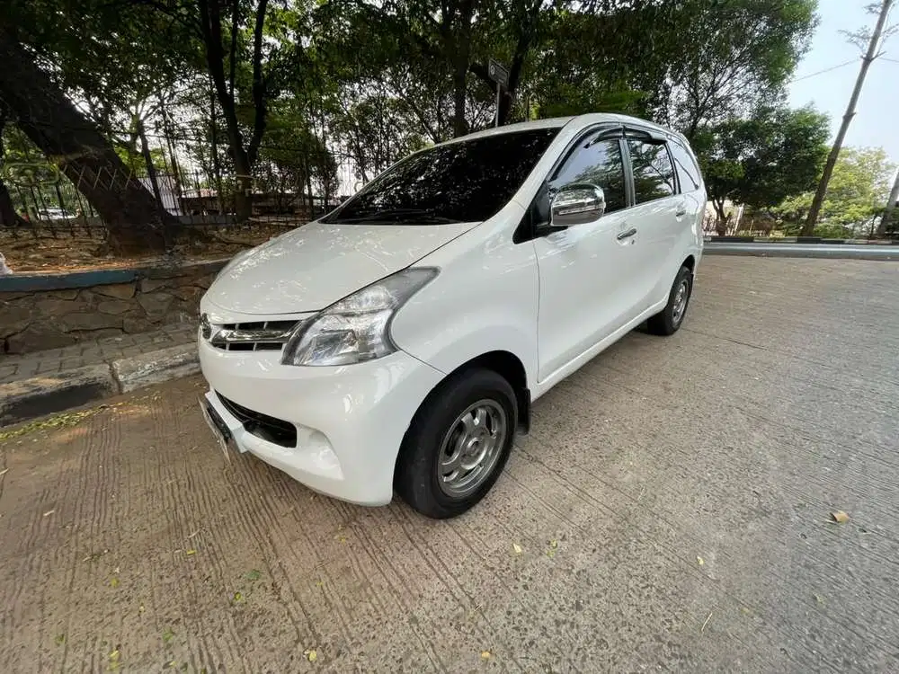 Daihatsu Xenia 2012 Bensin