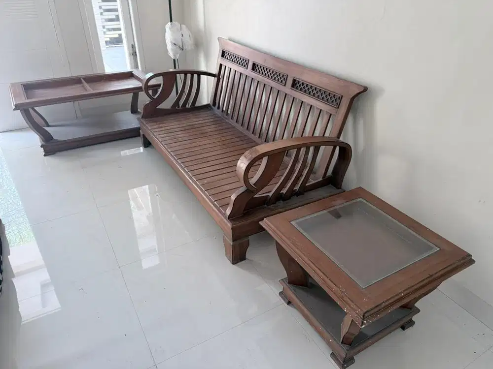 Jual kursi kayu second