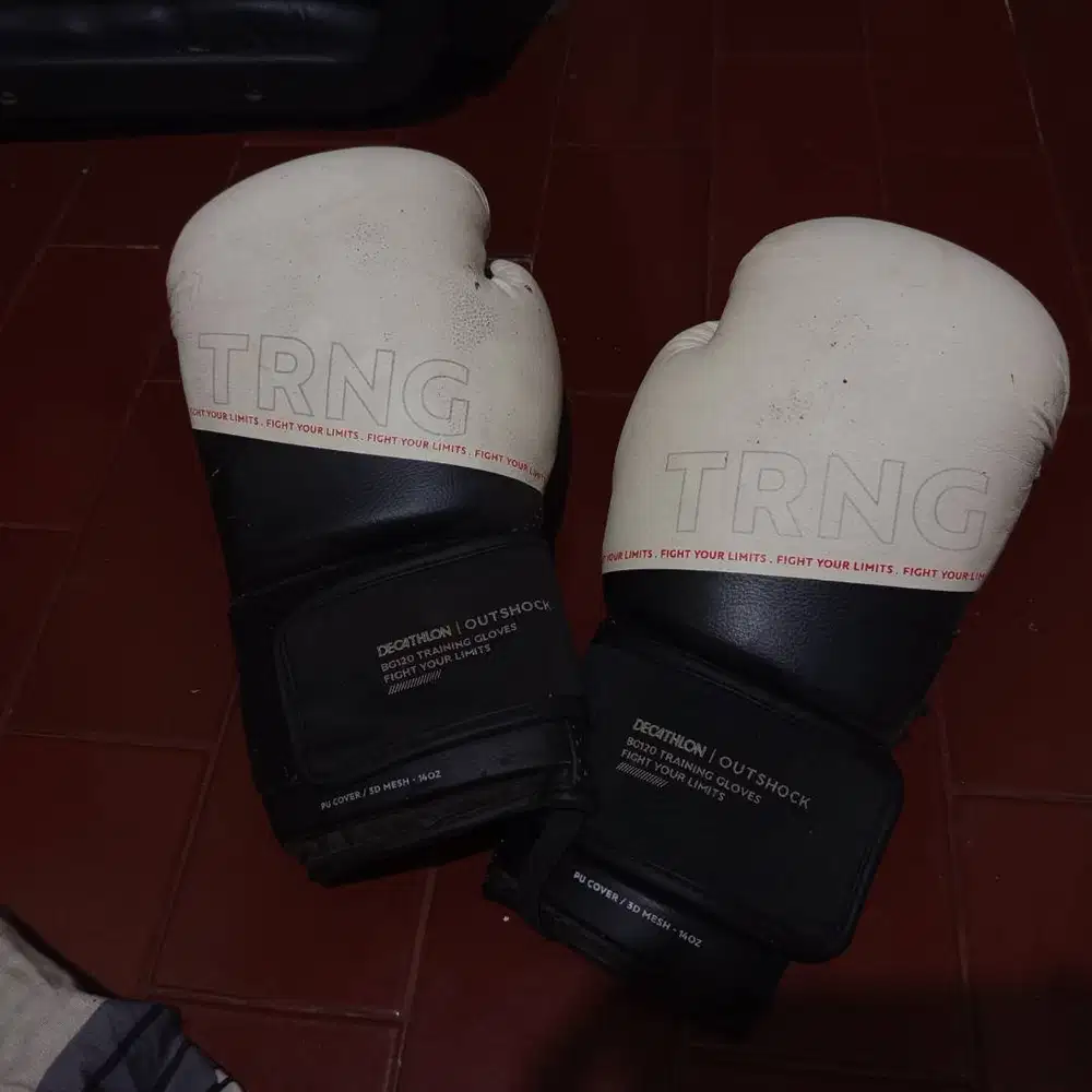 Sarung Tinju, Decathlon TRNG