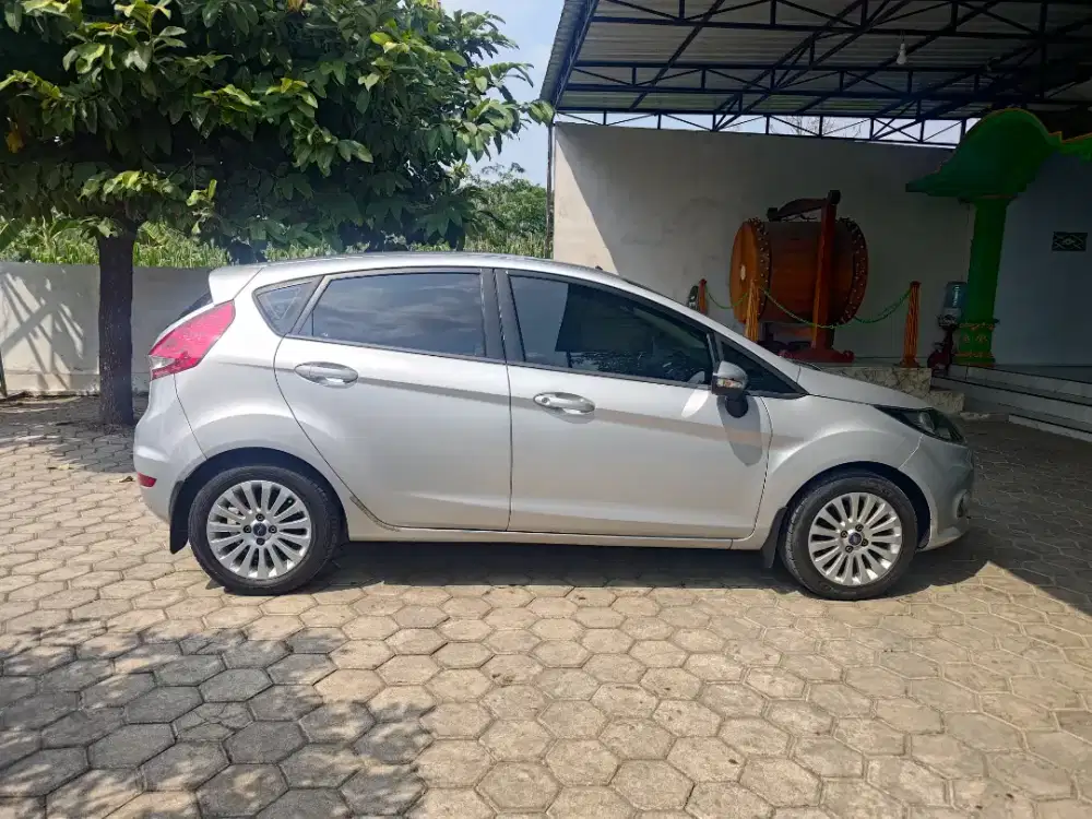 Fiesta 2010 matic a/t