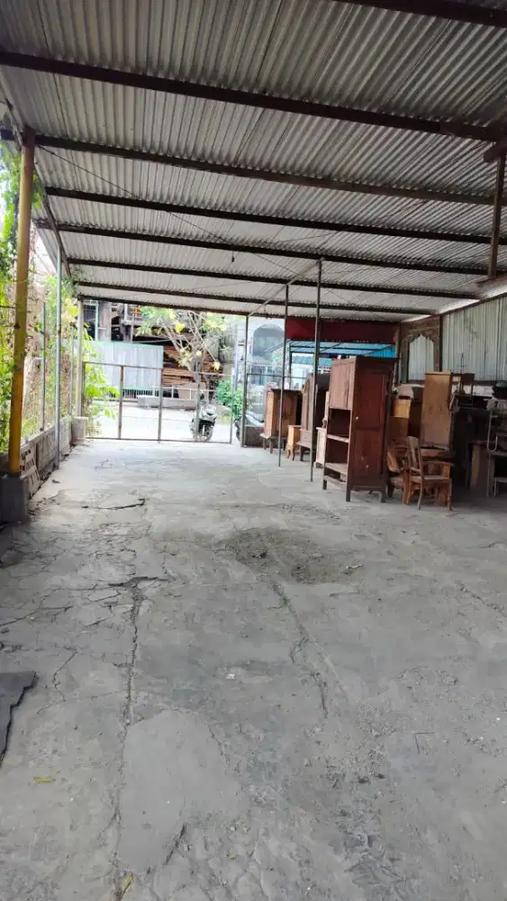 Disewakan gudang kantor luas 300 m2 di Jl Pura Demak Denpasar Barat