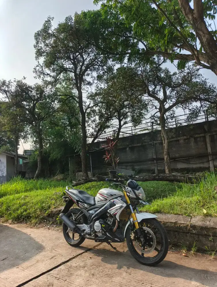 Vixion Old 2012