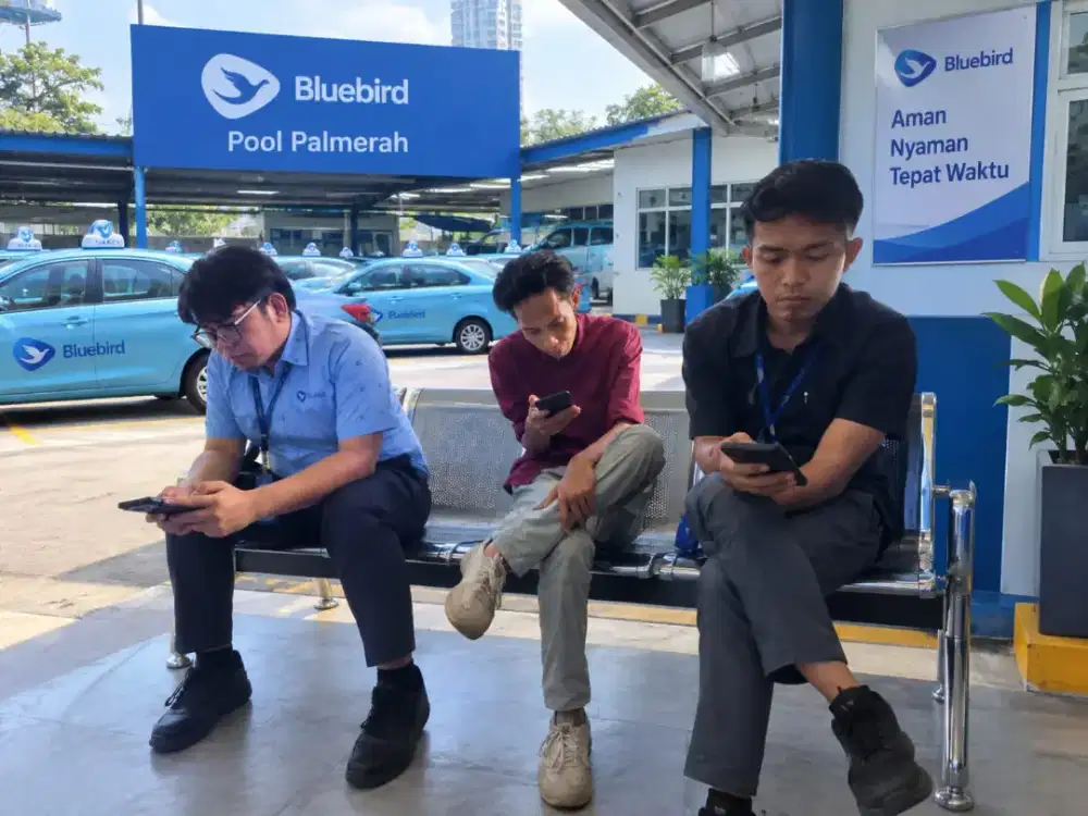 Supir sopir driver taksi online