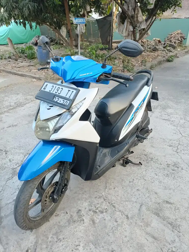 Di jual Honda beat fi esp th 2015