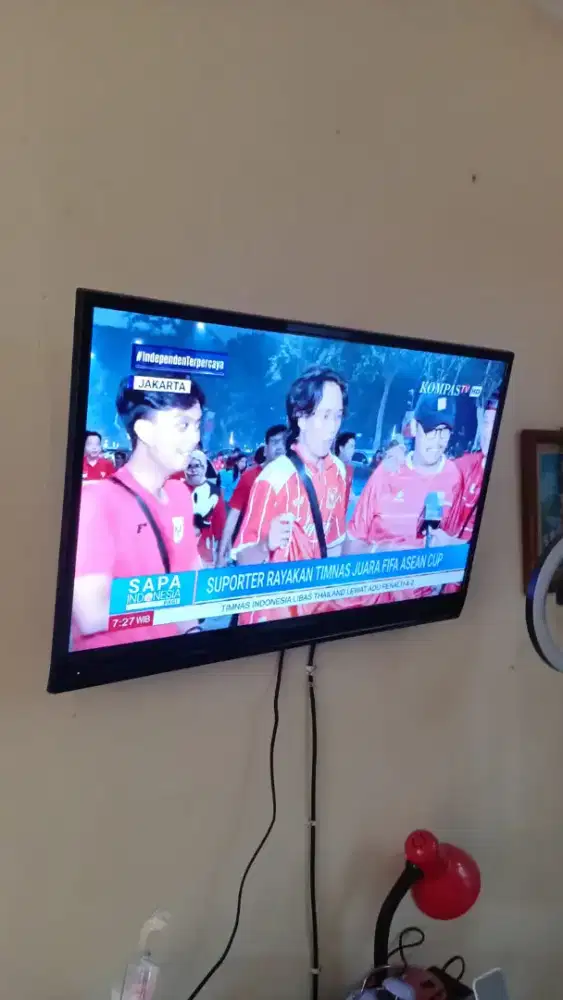 SMART TV SHARP AQUOS 32 INCH
