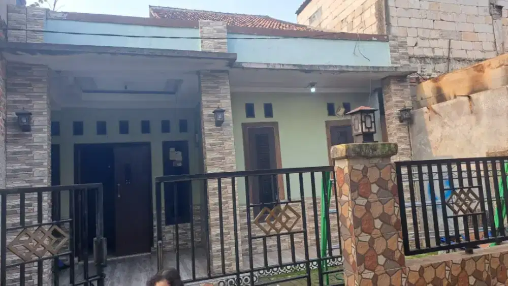 Disewakan rumah bisa bayar bulanan