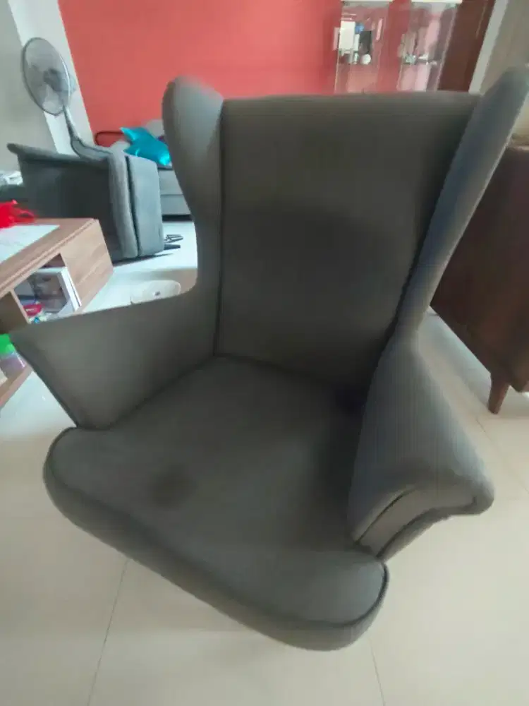 Kursi sofa single Ikea